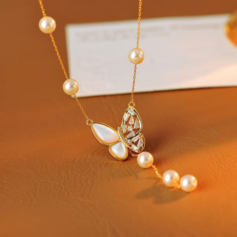 Butterfly Pendant Design Natural Freshwater Pearl Necklace - Image 3
